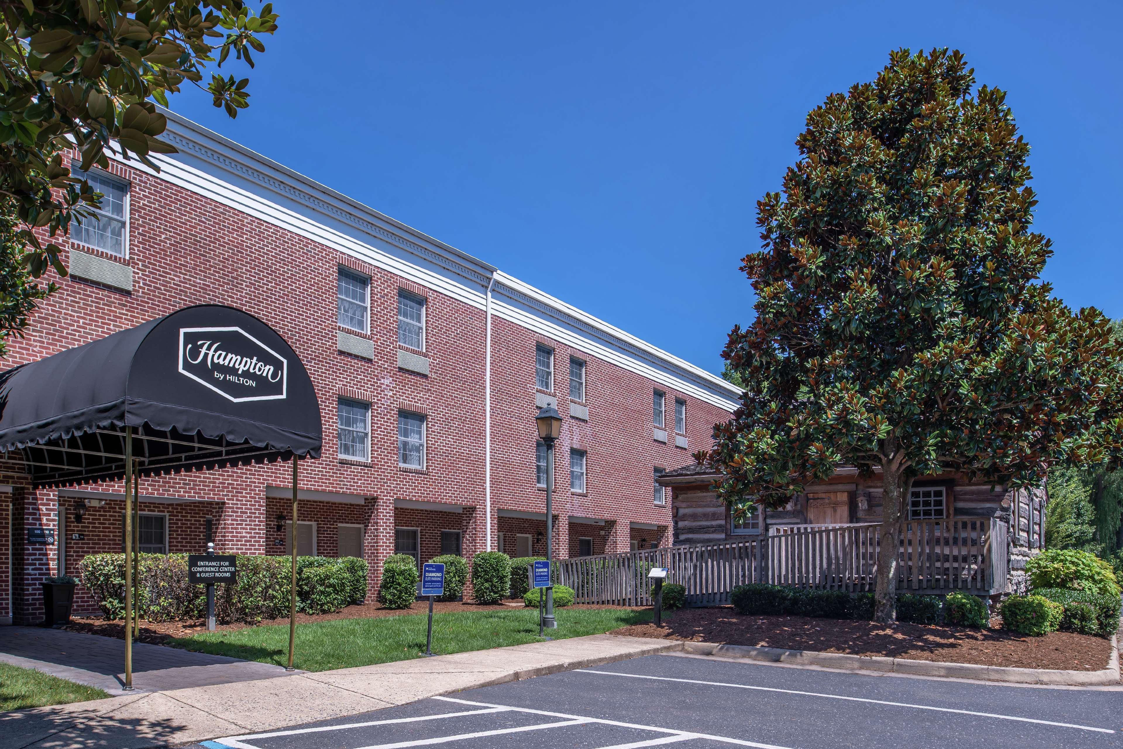 Hampton Inn Lexington Historic Area Exterior photo